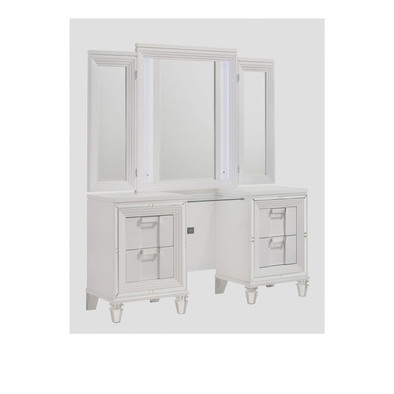 Twenty Nine 3PC Dressing Set in White