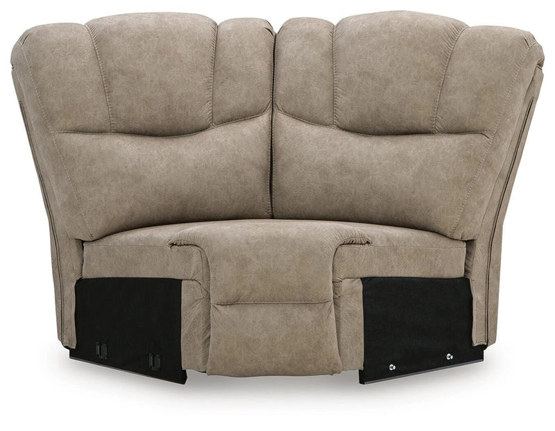 Ravenswaye Reclining Sectional