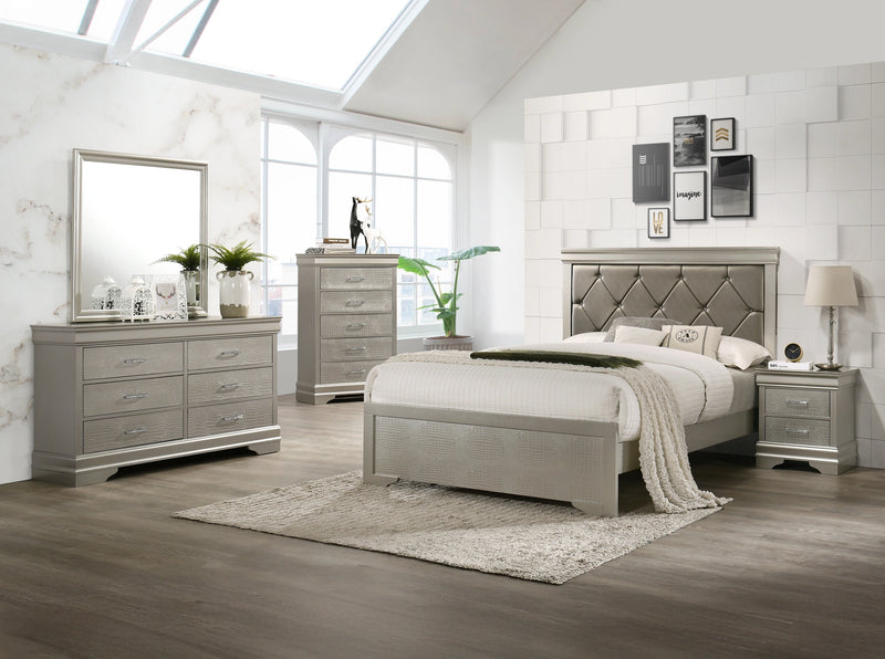 Crown Mark Amalia King Panel Bed in Silver B6910-K image
