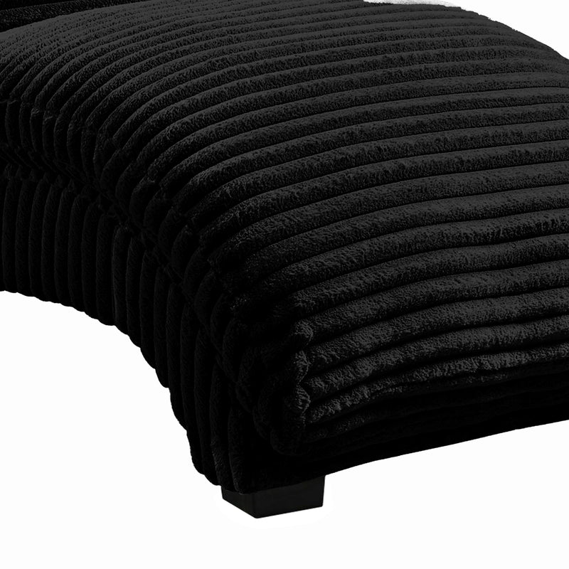 Dominick II Chaise in Masis