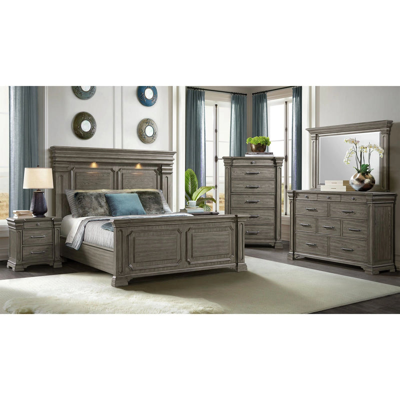 Kings Court Dresser & Mirror