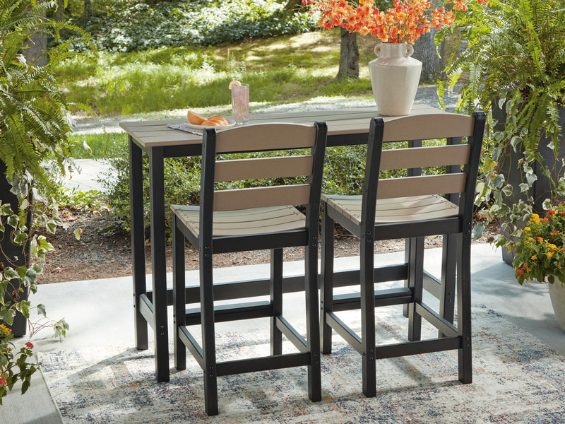 Moondance Outdoor Counter Table and 2 Barstools