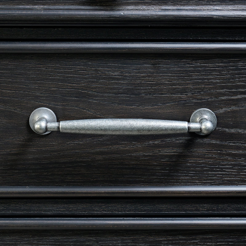 Kings Court 10-Drawer Dresser