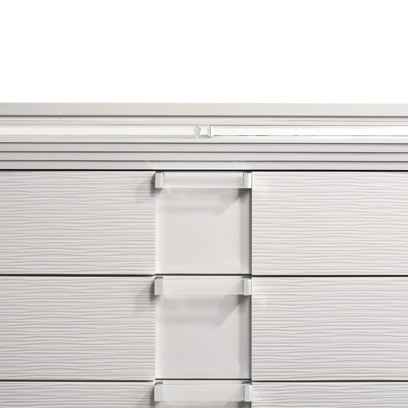 Twenty Nine Storage Bedroom Set in White