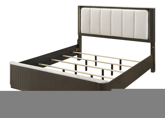 Lantrisant E.King Bed